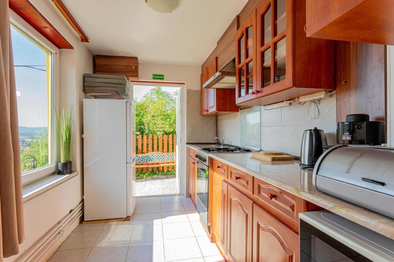 Panorama Apartmanhaz Ostřihom Exteriér fotografie