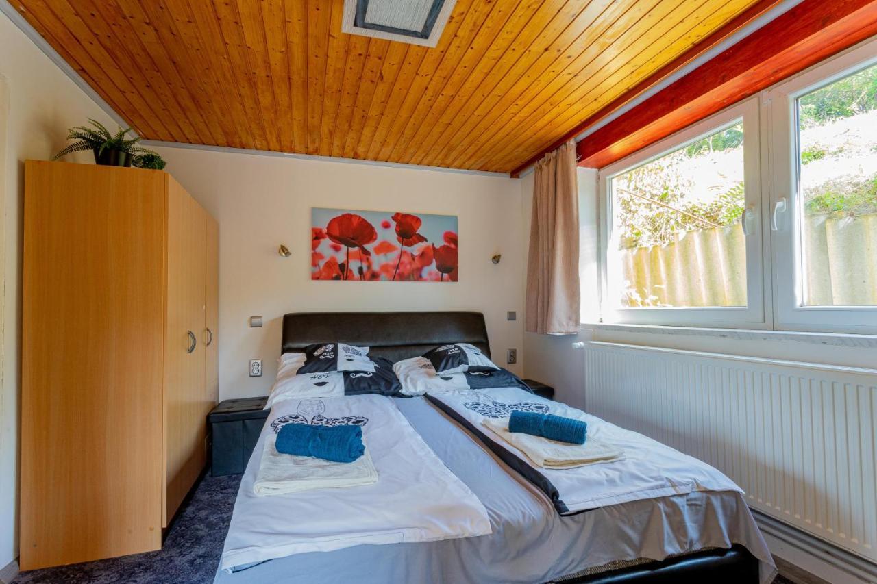 Panorama Apartmanhaz Ostřihom Exteriér fotografie